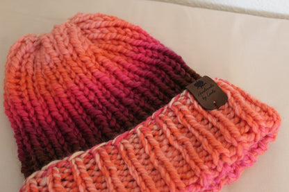‘TONY’ Beanie in MAGENTA MOOD