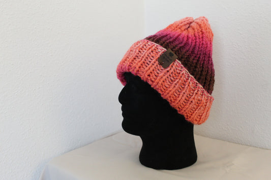 ‘TONY’ Beanie in MAGENTA MOOD