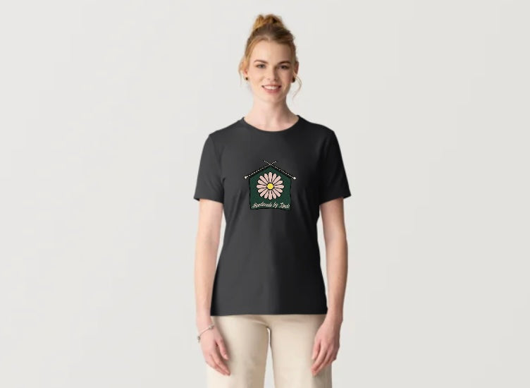 ‘Hot Girls Wear Handmade’ T-Shirt