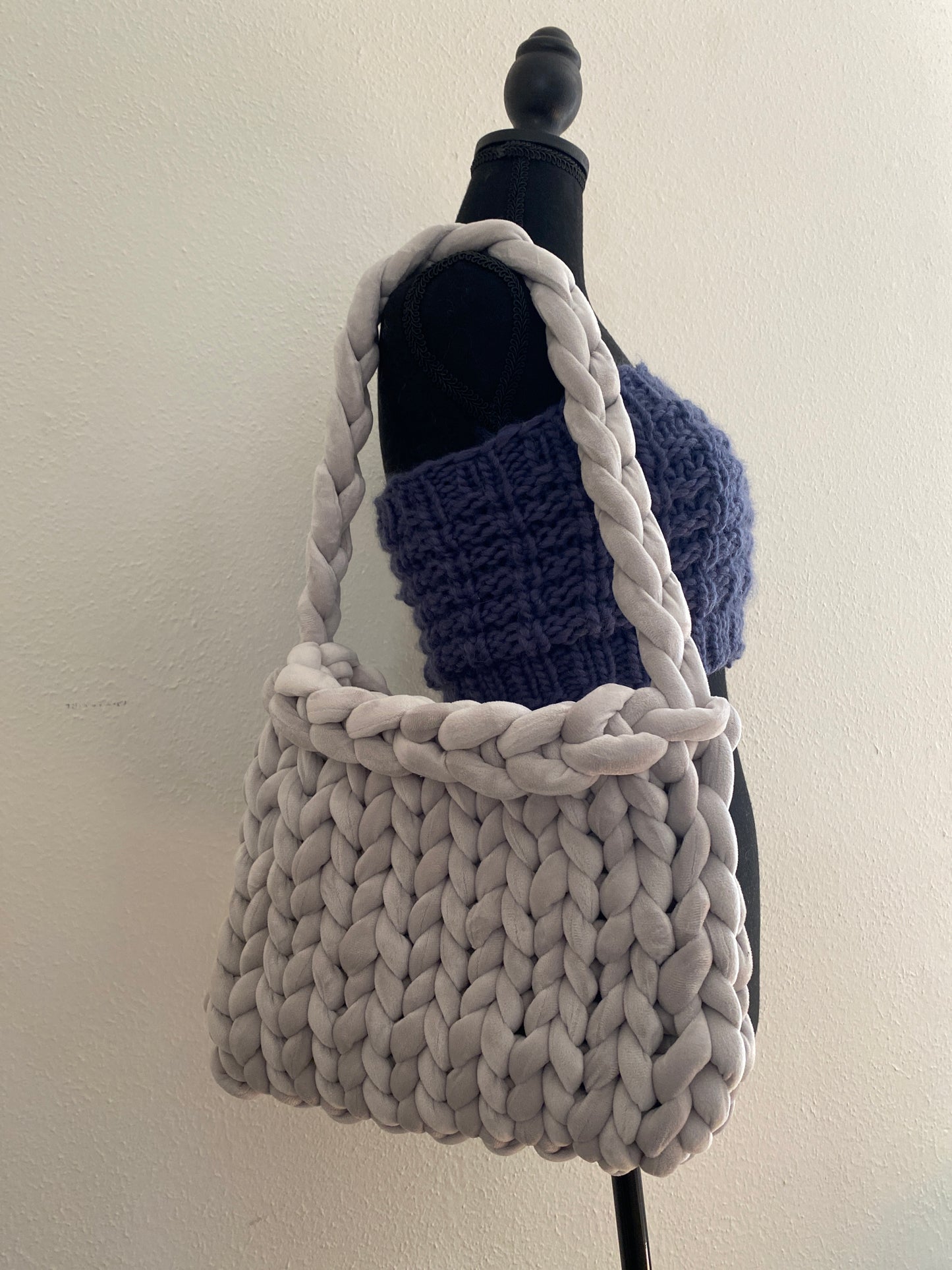 ‘DALLON’ bag - Midi - in Soft Grey