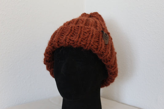 ‘TONY’ Beanie in RUST ORANGE