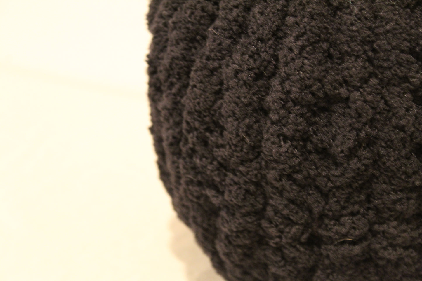 Chunky Knit Round Pillow Pouf in BLACK